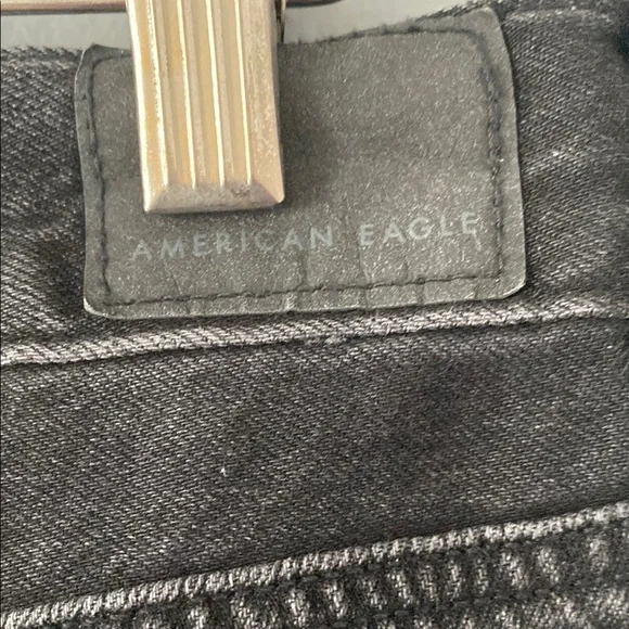 Black Wide-Leg Cargo Jeans - Picture 5 of 9